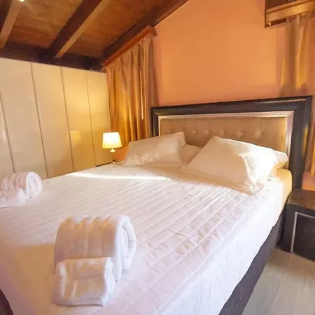 Angel's Loft! * Corfu (city)